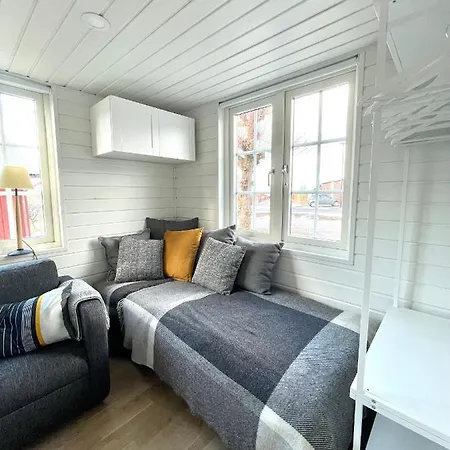 Lyckan - Minihus I Lantlig Miljoe Ulricehamn Exterior photo