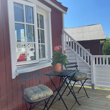 Lyckan - Minihus I Lantlig Miljoe Ulricehamn Exterior photo